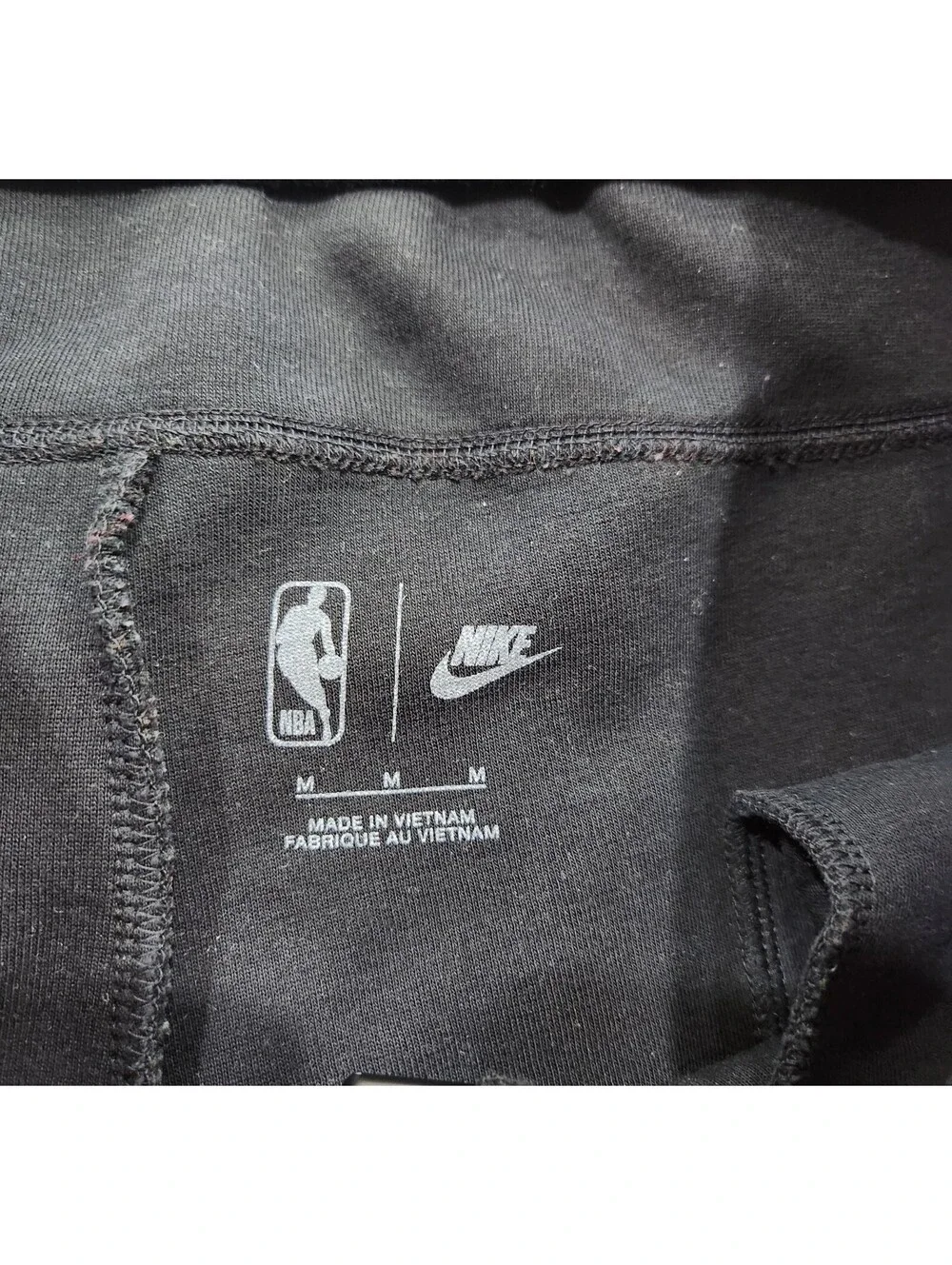 Nike Tech Fleece Shorts Mens Size Medium NBA San Antonio Spurs Black Engineered